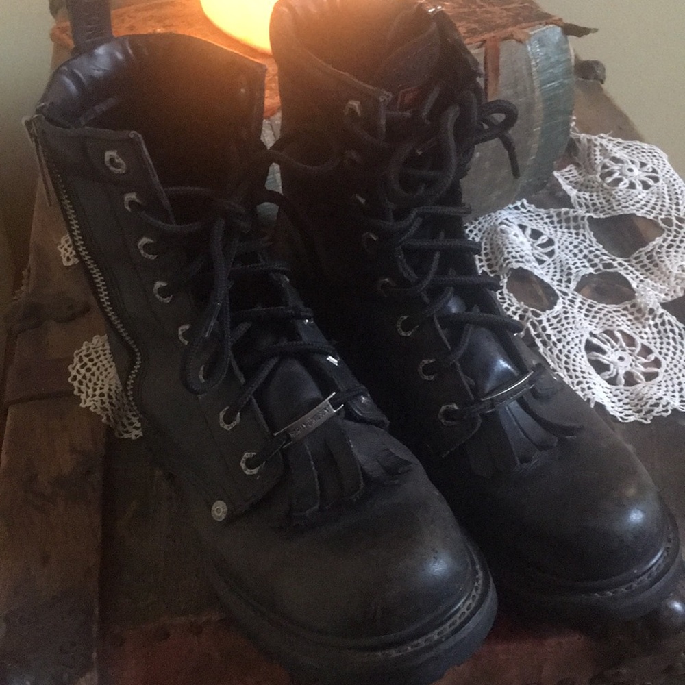 Harley Davison womens motorcycle boots